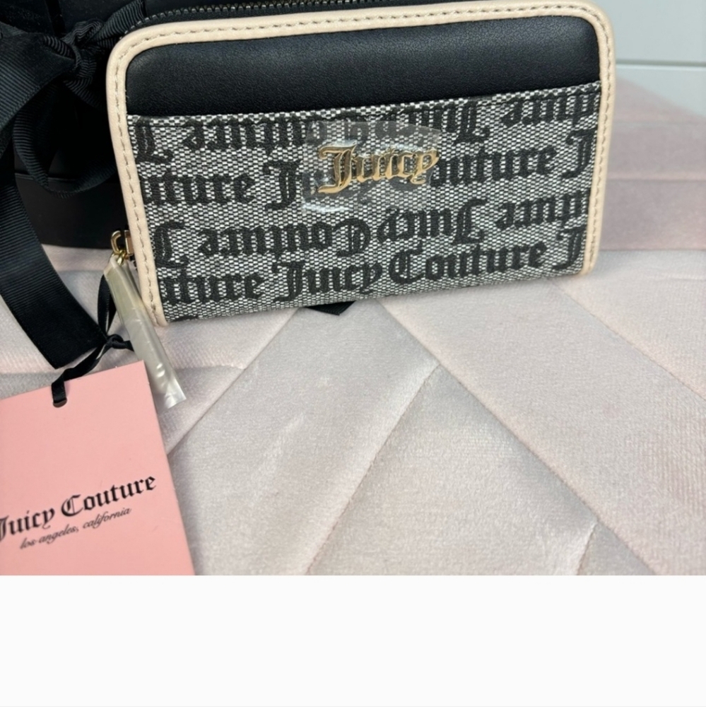 Juicy Couture Logo Wallet